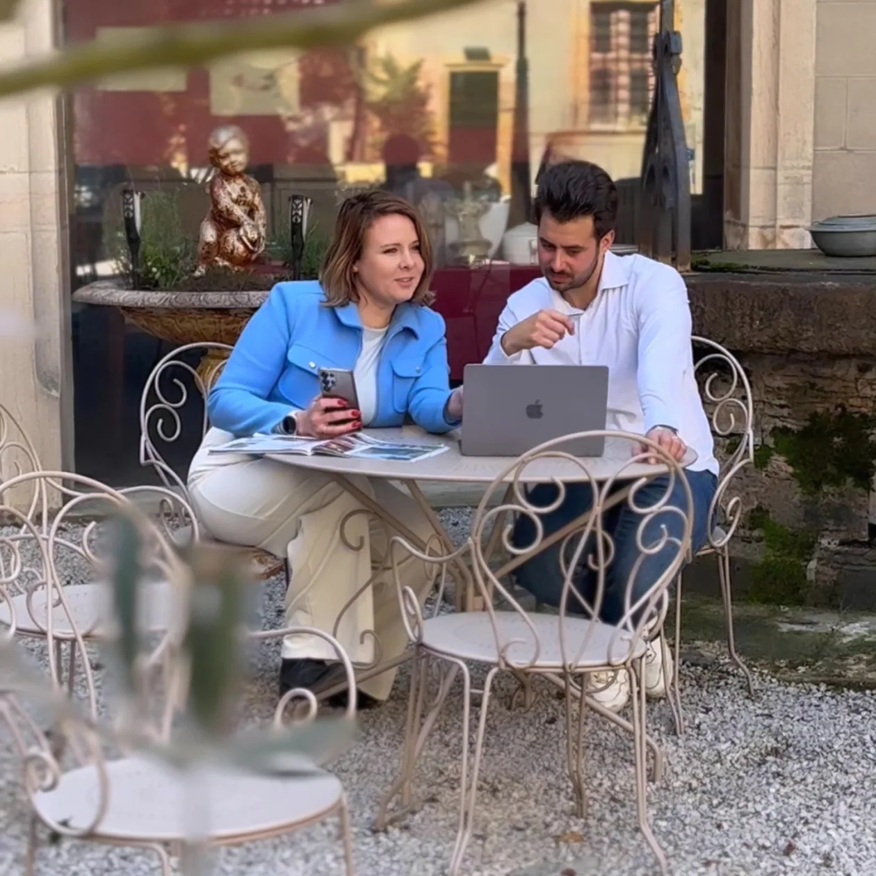 Création de contenus visuels et montage vidéo professionnel Mâcon